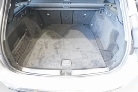 Kofferbakmat Mercedes C W 206 T / C W 206 T All-Terrain Combi 06.2021-heden; Niet Voor Plug-in Hybride 9 Kofferbakmat Mercedes C W 206 T / C W 206 T All-Terrain Combi 06.2021-heden; Niet Voor Plug-in Hybride - Afbeelding 7