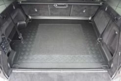 Kofferbakmat Land Rover Discovery 5 SUV/5 03.2017-; 5/7 Seats; 3rd Row Pulled Down, No Rear / 3rd Row Air Conditioning -Mijn auto-onderdelenwinkel naar de jouwe. 529b10c16f771fe073ffb8cb81994680a9d665c3