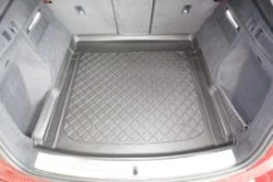 Kofferbakmat Audi Q5 II (FY) + Facelift 2020 (modellen Met Niet Verschuifbare Achterbank) SUV/5 01.2017> / Audi Q5 (FYT) Sportback SUV/5 03.2021> -Mijn auto-onderdelenwinkel naar de jouwe. 7305a8396a59a0439961b359f35803d76b4cd845