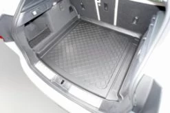 Kofferbakmat Jaguar F-Pace (X761) / F-Pace (X761) Mild Hybrid SUV/5 2020> 14 Kofferbakmat Jaguar F-Pace (X761) / F-Pace (X761) Mild Hybrid SUV/5 2020> -Mijn auto-onderdelenwinkel naar de jouwe. 761d260182d37f286948376c439abb5561ee94dd
