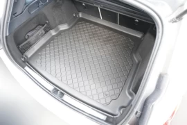 Kofferbakmat Mercedes C W 206 T / C W 206 T All-Terrain Combi 06.2021-heden; Niet Voor Plug-in Hybride 8 Kofferbakmat Mercedes C W 206 T / C W 206 T All-Terrain Combi 06.2021-heden; Niet Voor Plug-in Hybride - Afbeelding 6